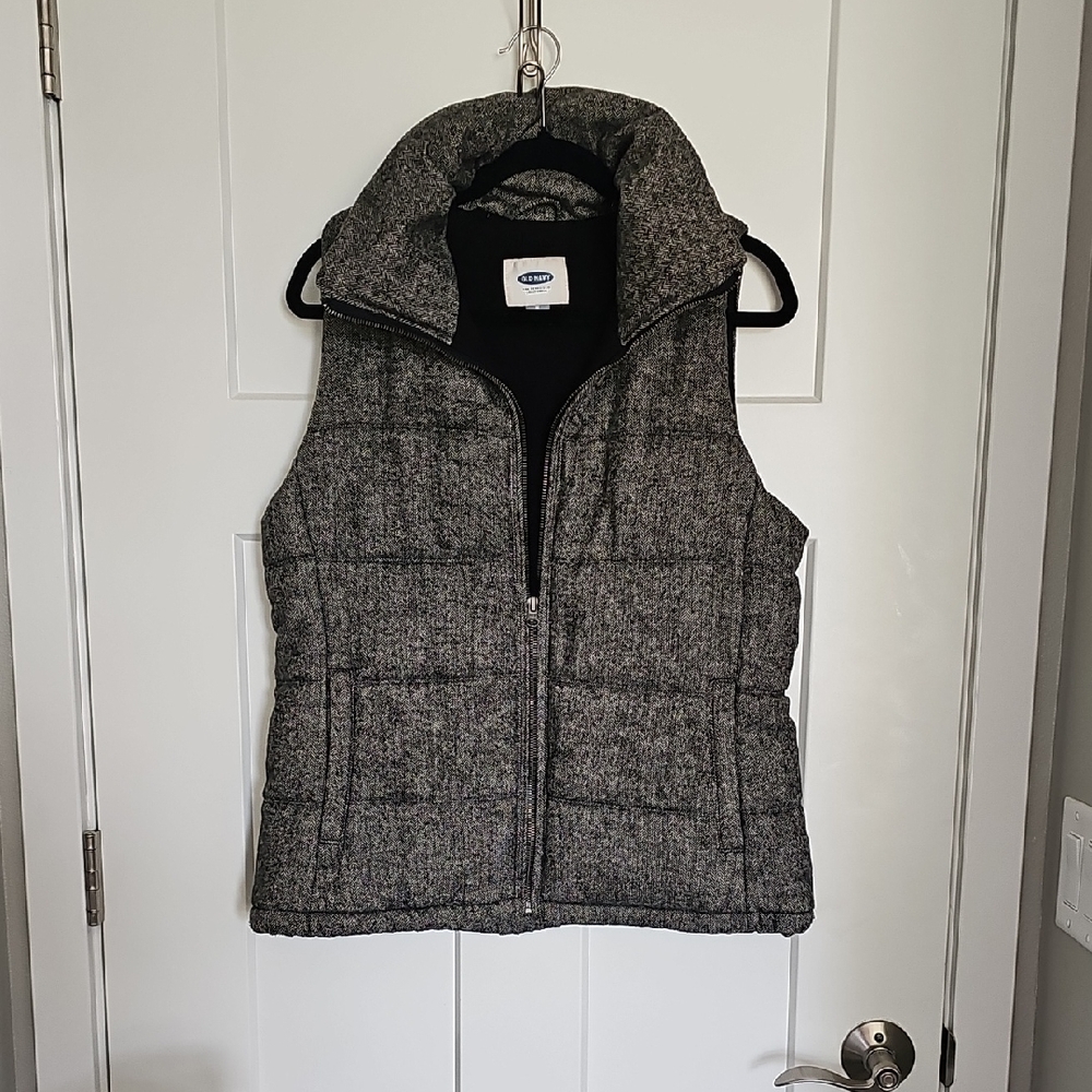 Old Navy Charcoal Quilted Vest